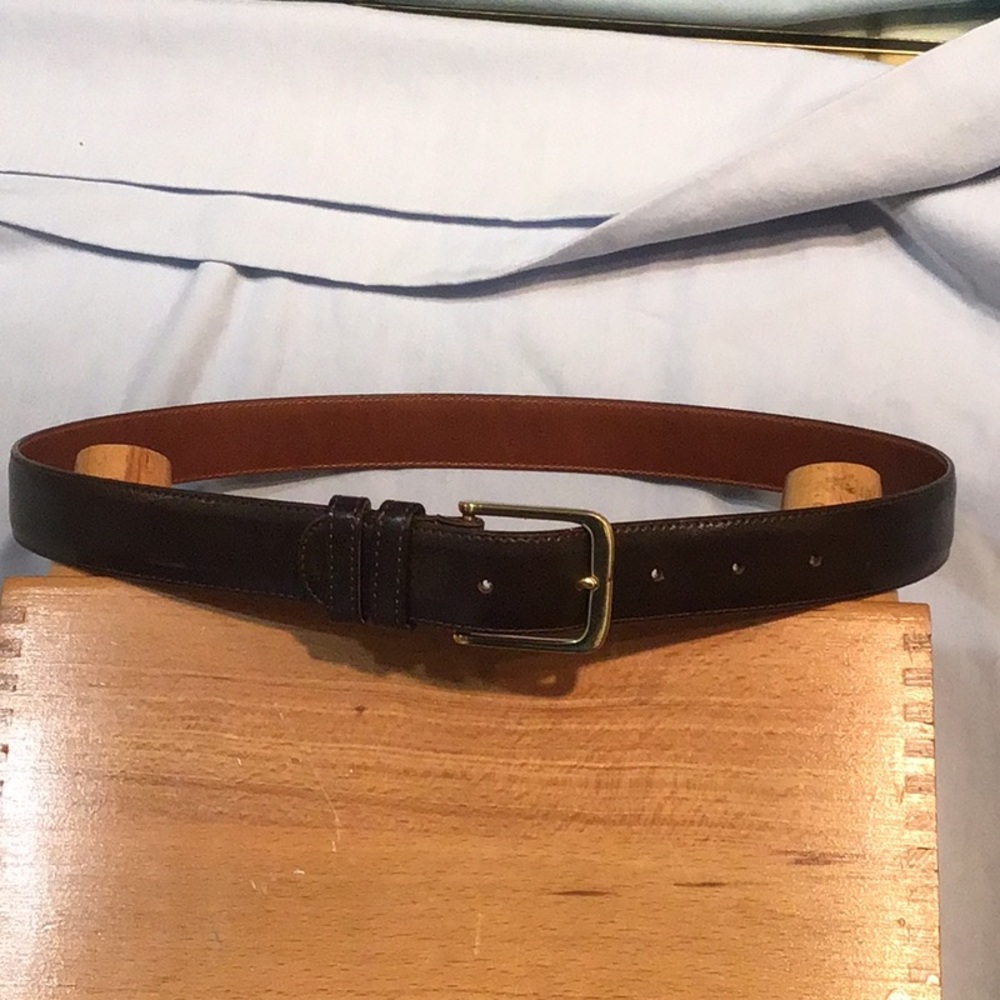Coach 32/w mocha colored used belt